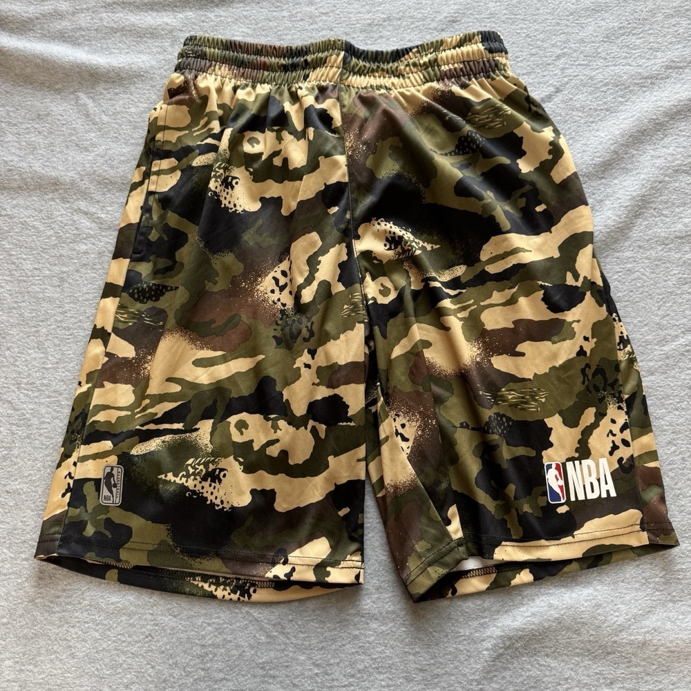 NBA Basketball Shorts Mens Medium Green Camo Athletic Gym Shorts Logo M